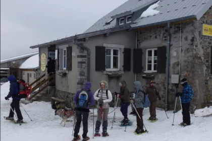 Balade en raquettes et repas en auberge - app.name