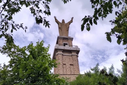 Randonnée guidée au Galtz, vue à 360° - app.name