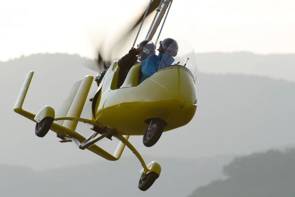 Discovery of the castles route in a microlight autogyro - Bonjour Alsace