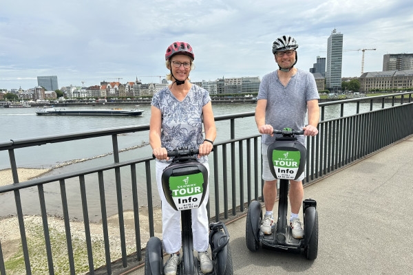 Segway Tours in Düsseldorf: classical City-Tour - Bonjour Alsace