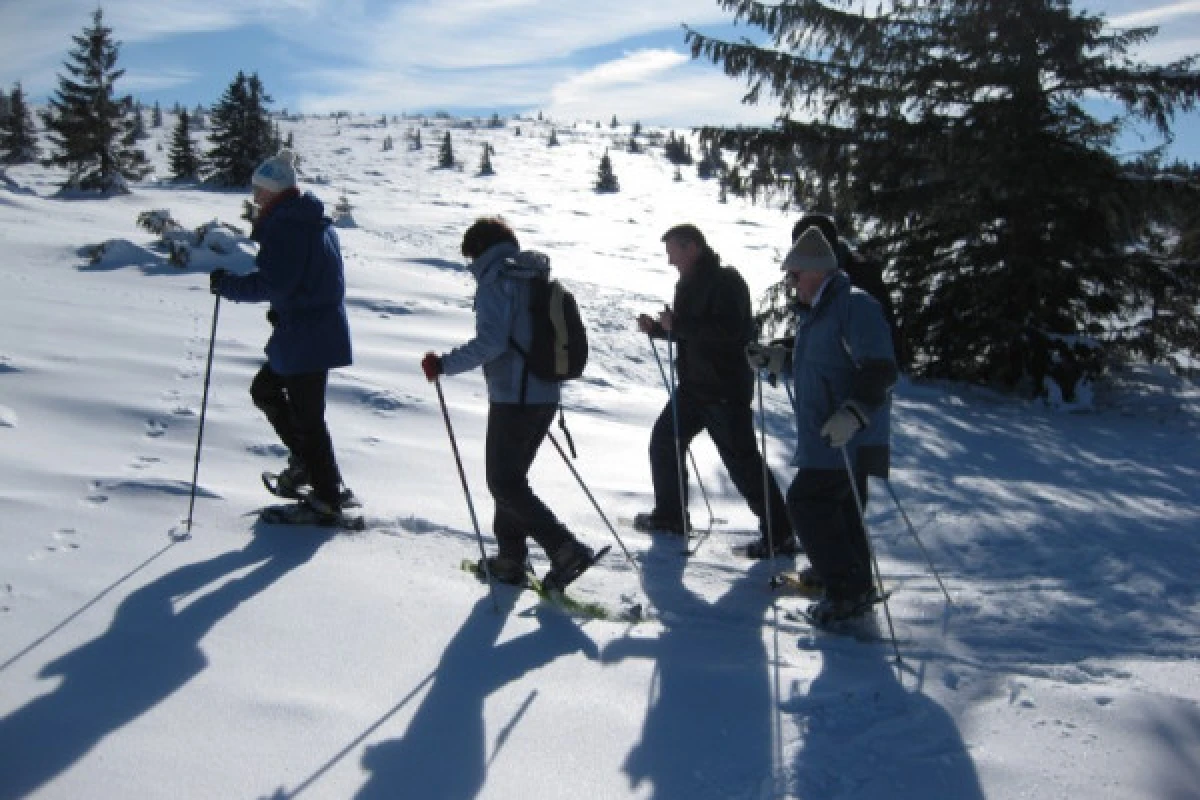 Snowshoe hike to discover Lac Blanc - Bonjour Alsace