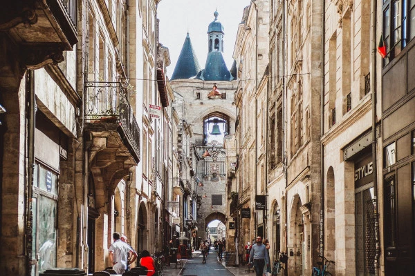 Bordeaux Food Tour - Bonjour Alsace